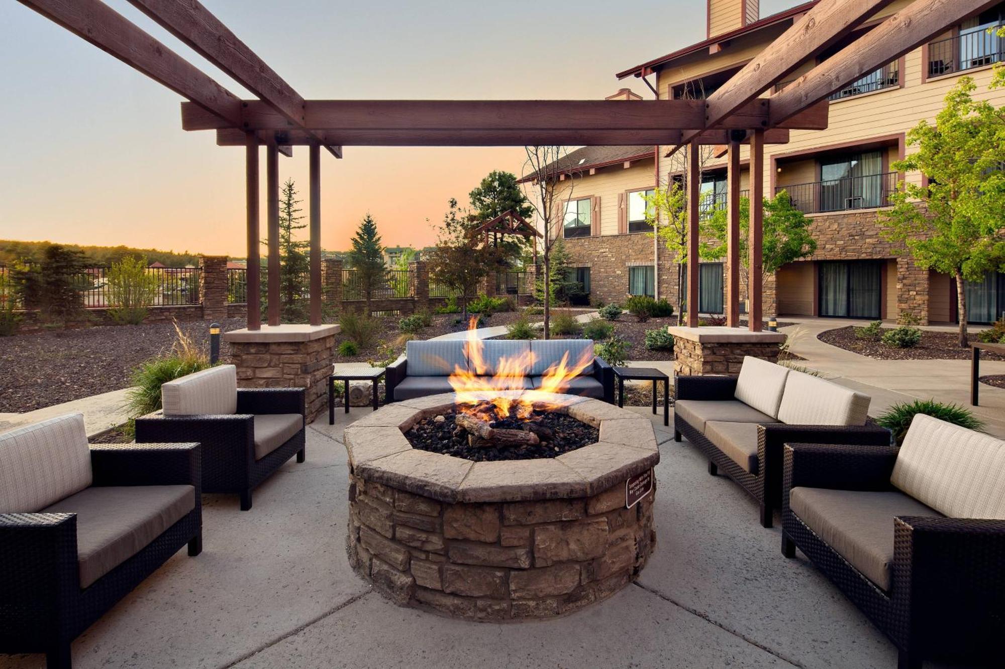 Courtyard Flagstaff Hotel Exterior foto
